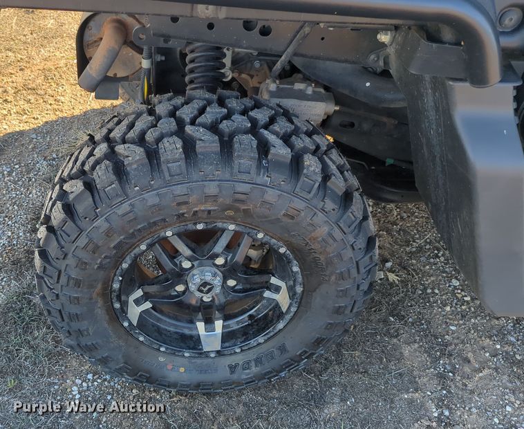 image for item OD9075 2020 John Deere Gator XUV835R  utility vehicle