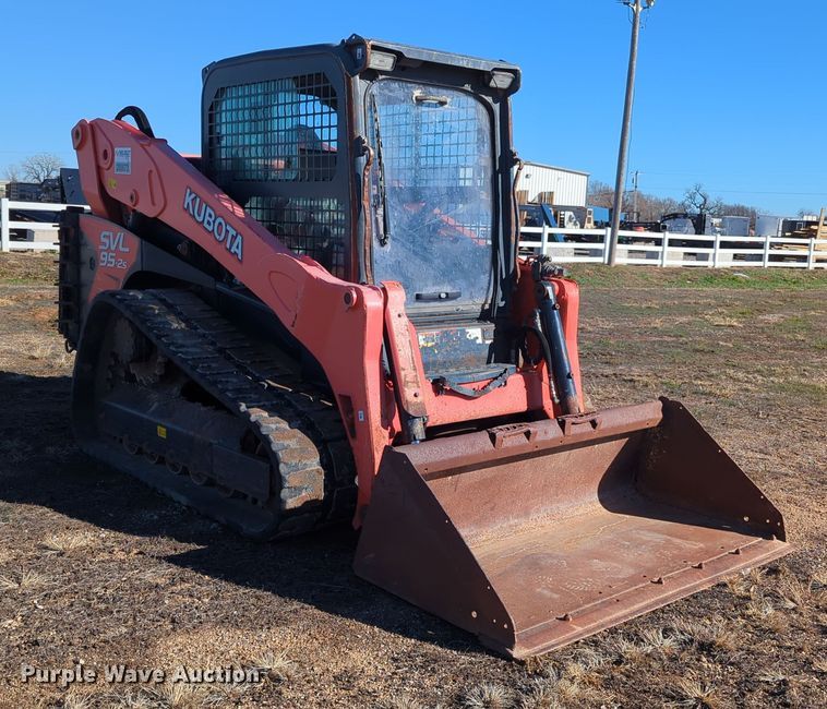 image for item OD9076 2019 Kubota SVL95-2S  tracked skid steer loader