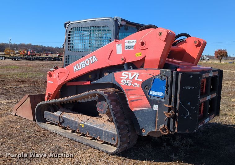 image for item OD9076 2019 Kubota SVL95-2S  tracked skid steer loader