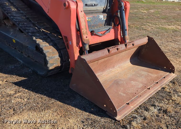 image for item OD9076 2019 Kubota SVL95-2S  tracked skid steer loader