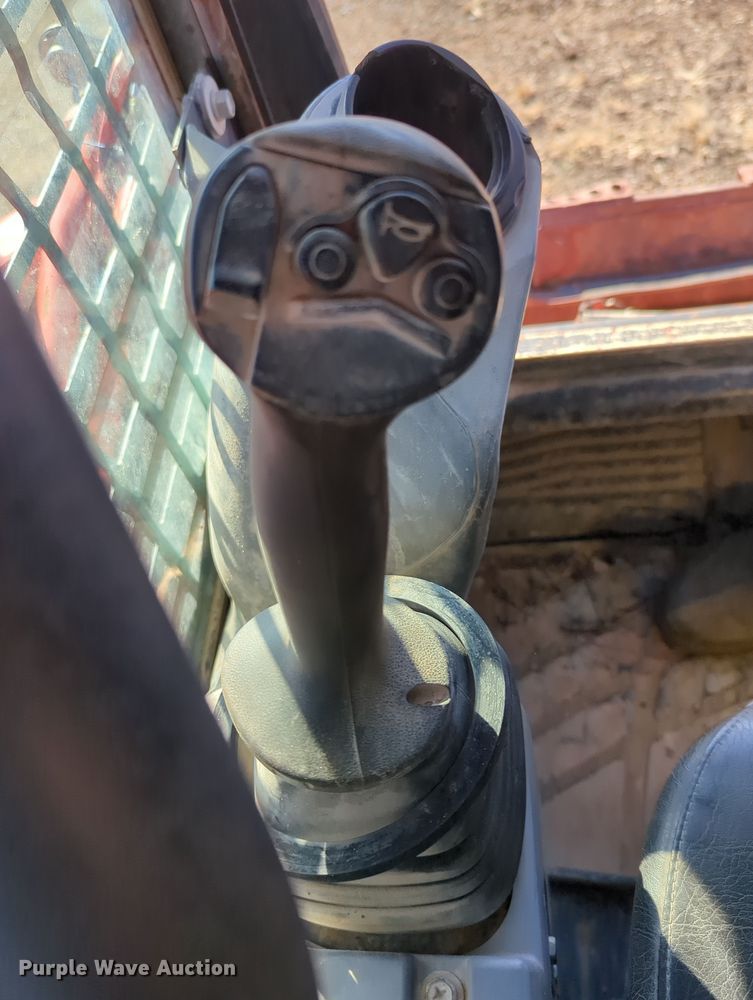 image for item OD9076 2019 Kubota SVL95-2S  tracked skid steer loader