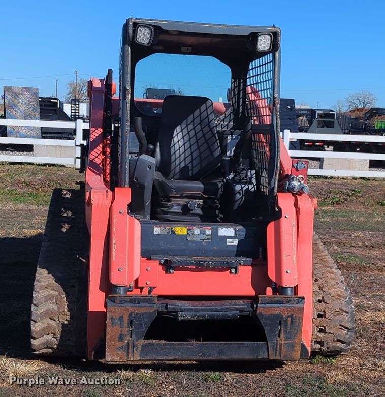 image for item OD9077 2017 Kubota SVL95-2S  tracked skid steer loader
