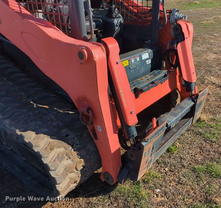 image for item OD9077 2017 Kubota SVL95-2S  tracked skid steer loader