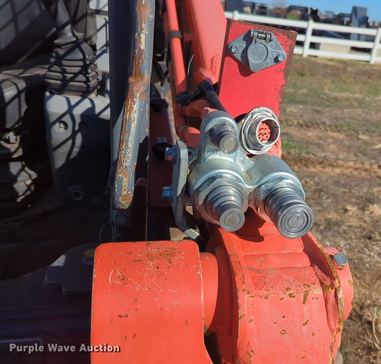 image for item OD9077 2017 Kubota SVL95-2S  tracked skid steer loader