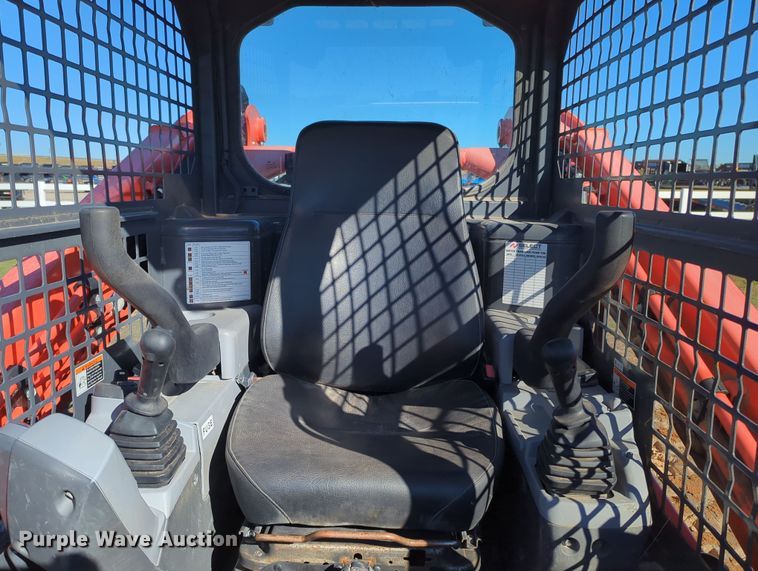 image for item OD9077 2017 Kubota SVL95-2S  tracked skid steer loader