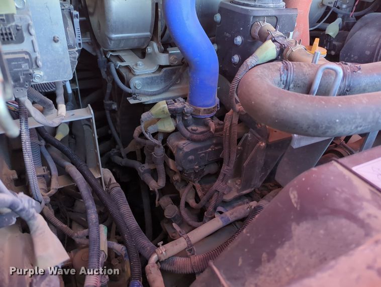 image for item OD9077 2017 Kubota SVL95-2S  tracked skid steer loader