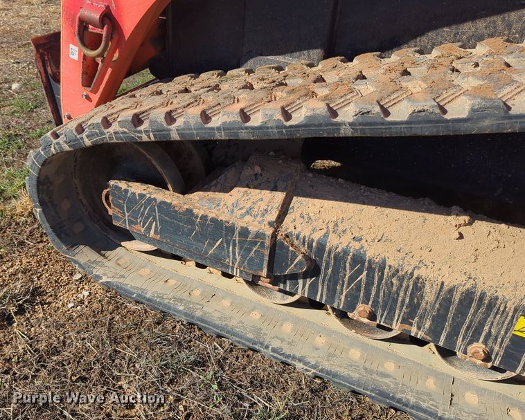 image for item OD9077 2017 Kubota SVL95-2S  tracked skid steer loader