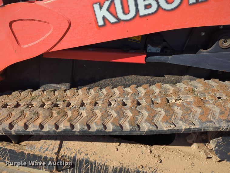 image for item OD9077 2017 Kubota SVL95-2S  tracked skid steer loader