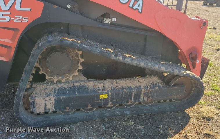 image for item OD9077 2017 Kubota SVL95-2S  tracked skid steer loader