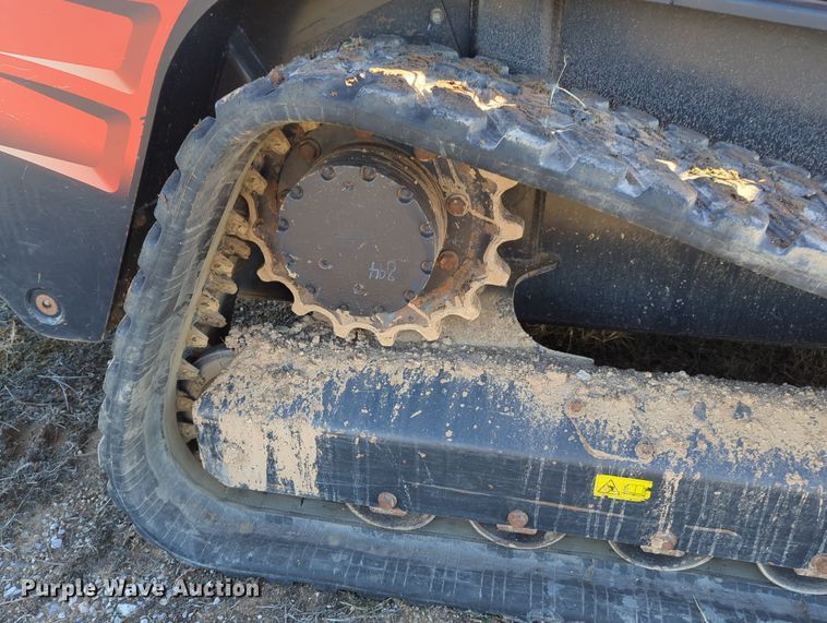 image for item OD9077 2017 Kubota SVL95-2S  tracked skid steer loader