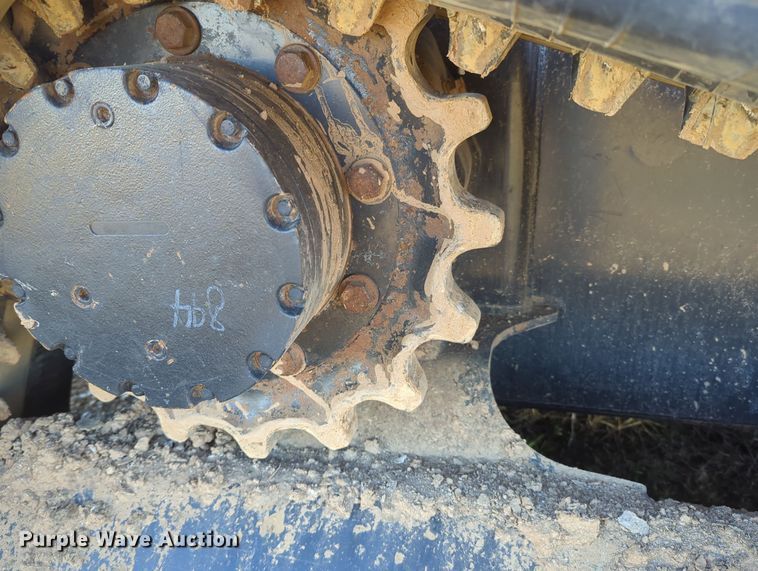 image for item OD9077 2017 Kubota SVL95-2S  tracked skid steer loader