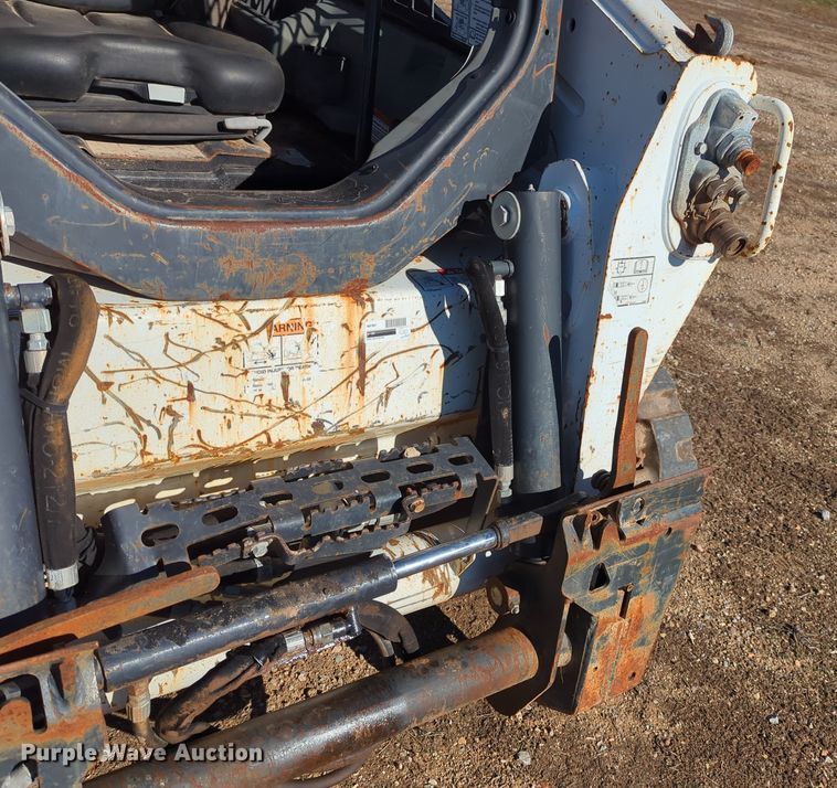 image for item OD9078 2017 Bobcat T595  tracked skid steer loader