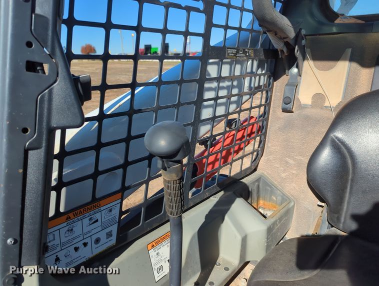 image for item OD9078 2017 Bobcat T595  tracked skid steer loader