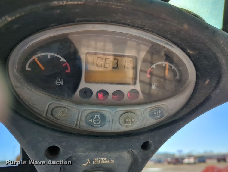 image for item OD9078 2017 Bobcat T595  tracked skid steer loader