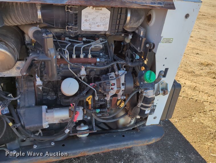 image for item OD9078 2017 Bobcat T595  tracked skid steer loader