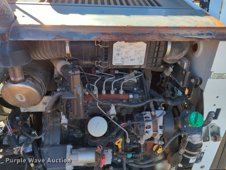 image for item OD9078 2017 Bobcat T595  tracked skid steer loader