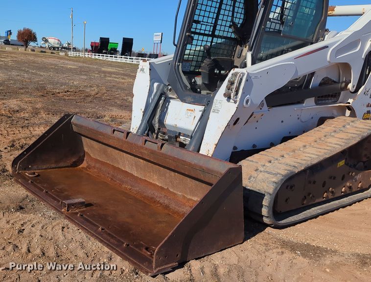 image for item OD9079 2013 Bobcat T870  tracked skid steer loader