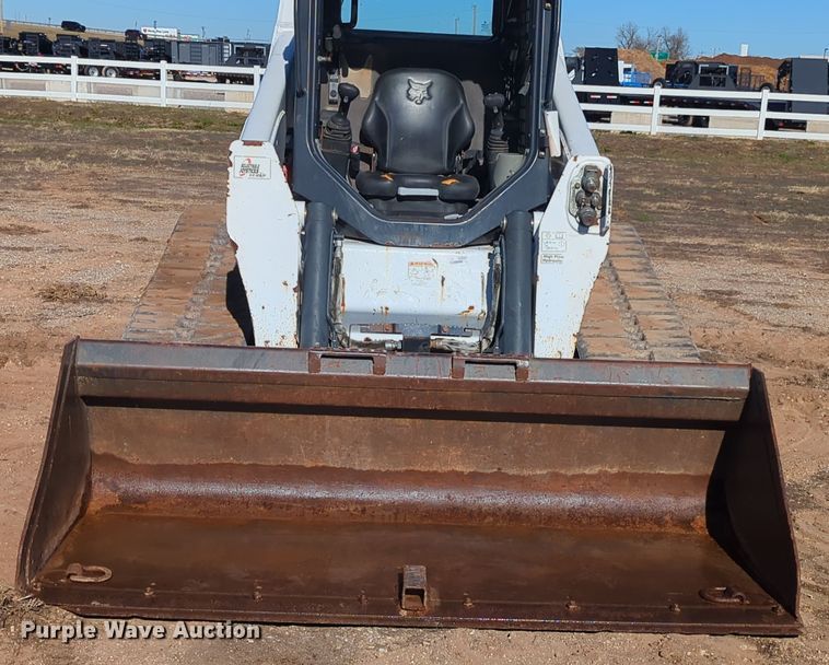 image for item OD9079 2013 Bobcat T870  tracked skid steer loader