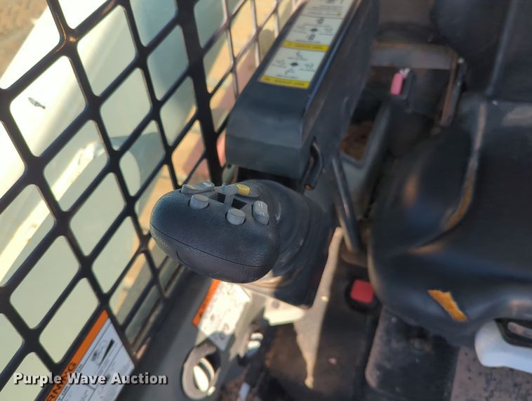 image for item OD9079 2013 Bobcat T870  tracked skid steer loader