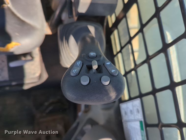 image for item OD9079 2013 Bobcat T870  tracked skid steer loader