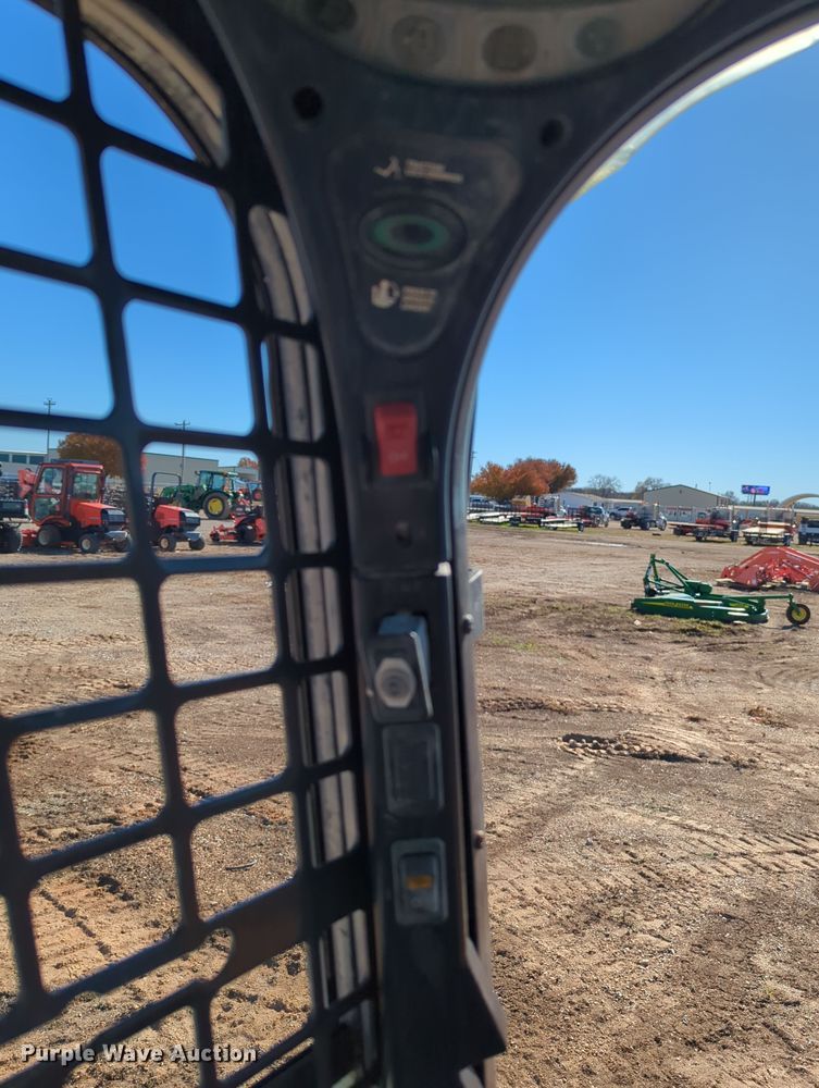 image for item OD9079 2013 Bobcat T870  tracked skid steer loader