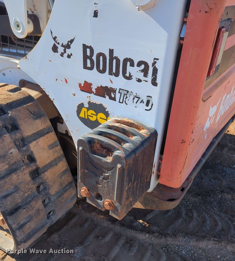 image for item OD9079 2013 Bobcat T870  tracked skid steer loader
