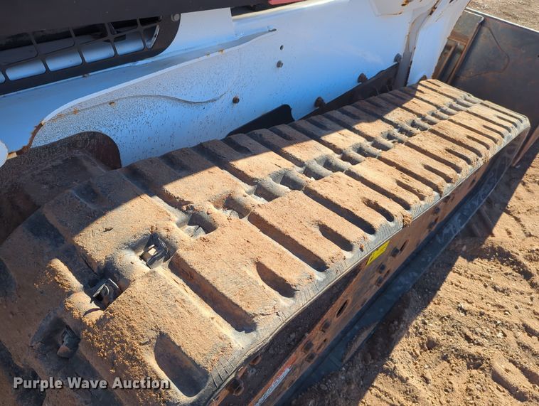 image for item OD9079 2013 Bobcat T870  tracked skid steer loader