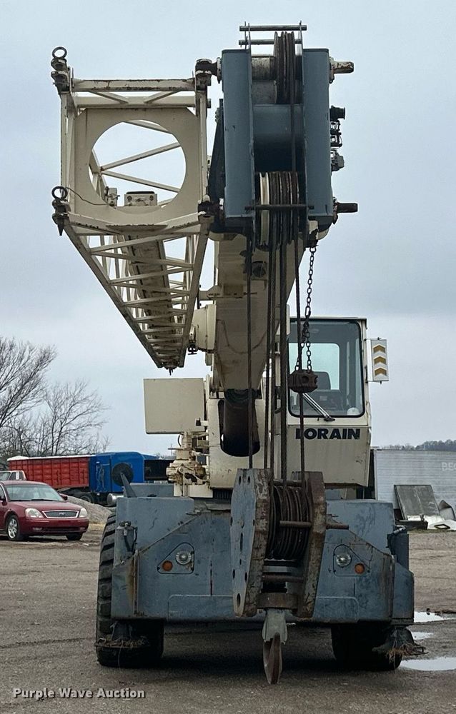 image for item OD9766 1994 Lorain LRT 230E  crane