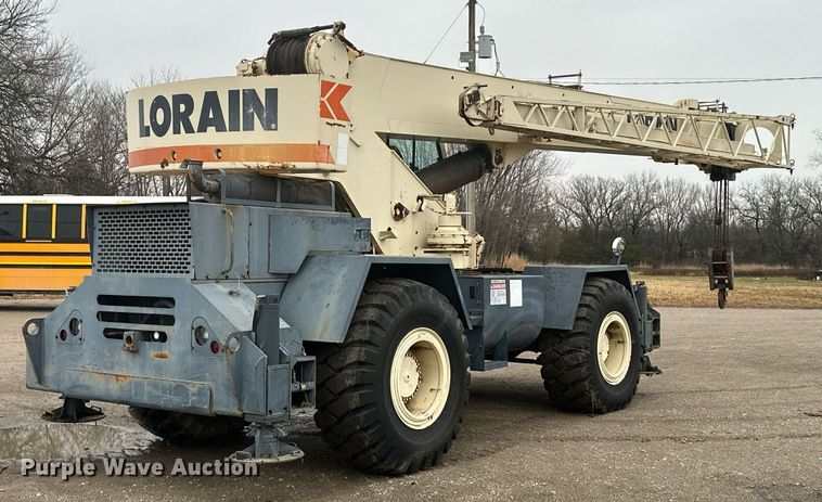 image for item OD9766 1994 Lorain LRT 230E  crane