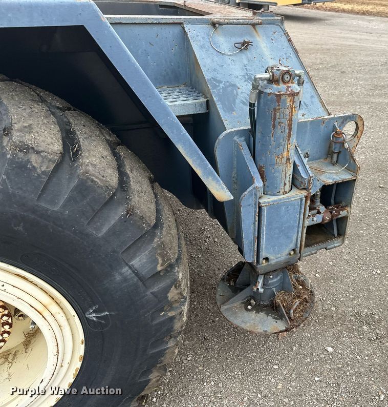 image for item OD9766 1994 Lorain LRT 230E  crane