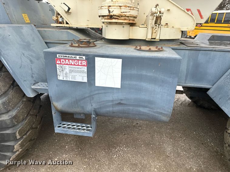 image for item OD9766 1994 Lorain LRT 230E  crane