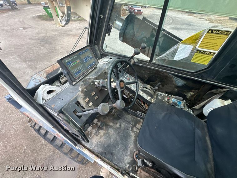 image for item OD9766 1994 Lorain LRT 230E  crane