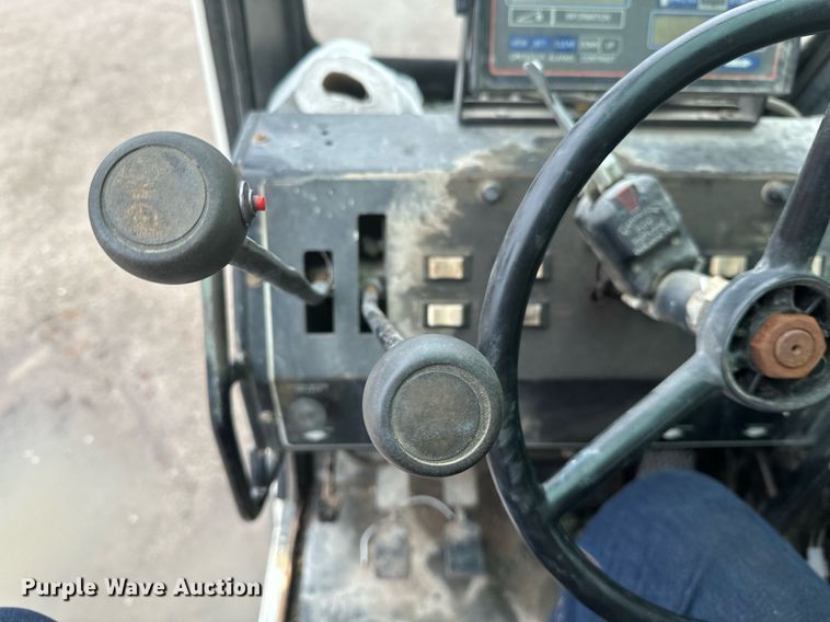 image for item OD9766 1994 Lorain LRT 230E  crane