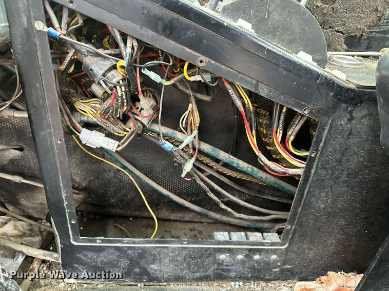 image for item OD9766 1994 Lorain LRT 230E  crane