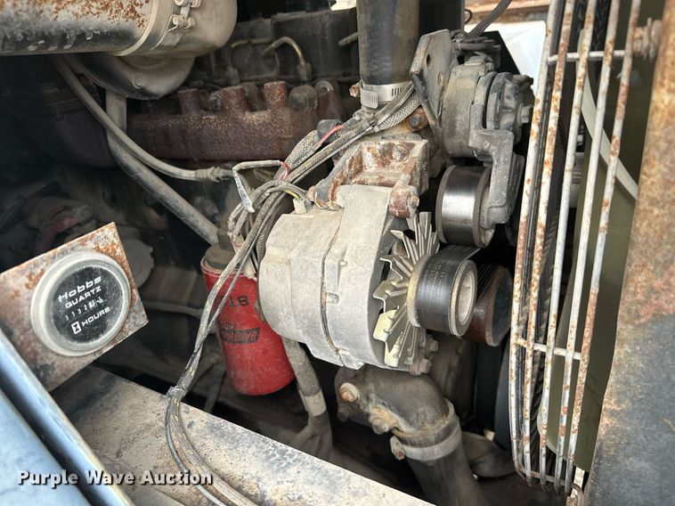 image for item OD9766 1994 Lorain LRT 230E  crane