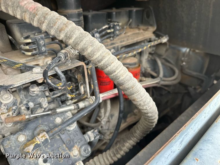 image for item OD9766 1994 Lorain LRT 230E  crane