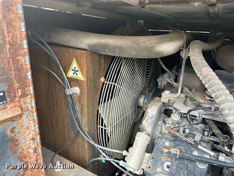 image for item OD9766 1994 Lorain LRT 230E  crane