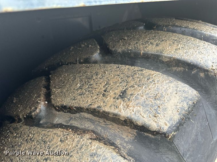 image for item OD9766 1994 Lorain LRT 230E  crane