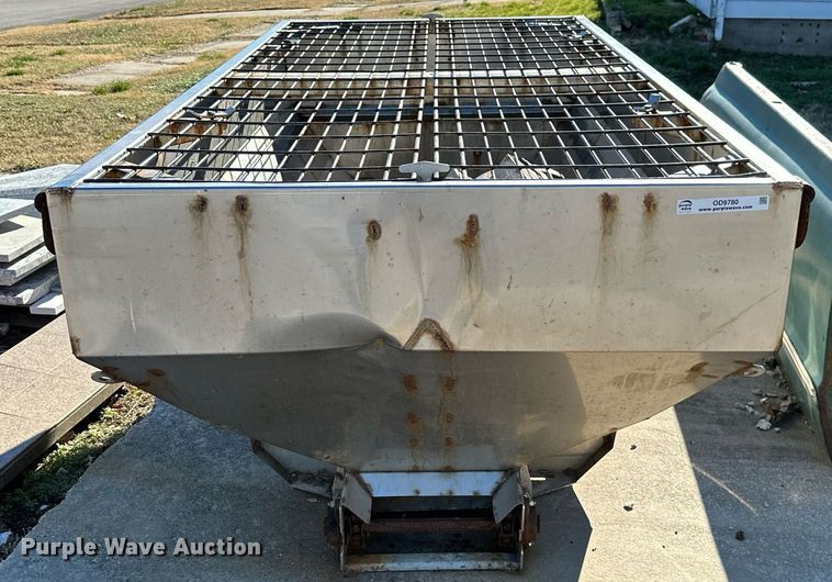 image for item OD9780 Western Striker  spreader