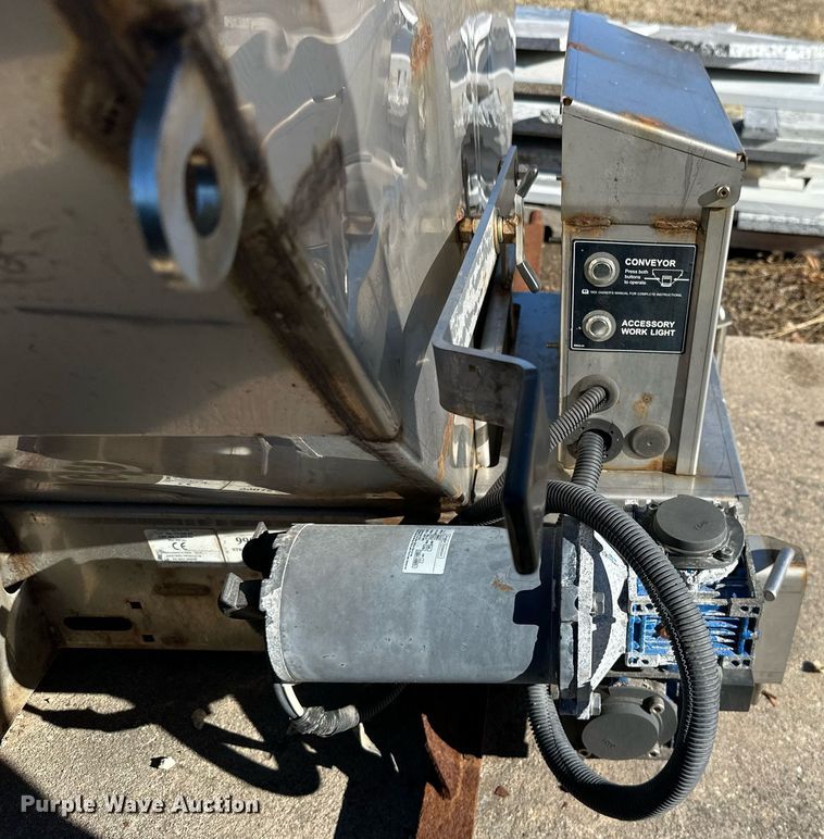 image for item OD9780 Western Striker  spreader