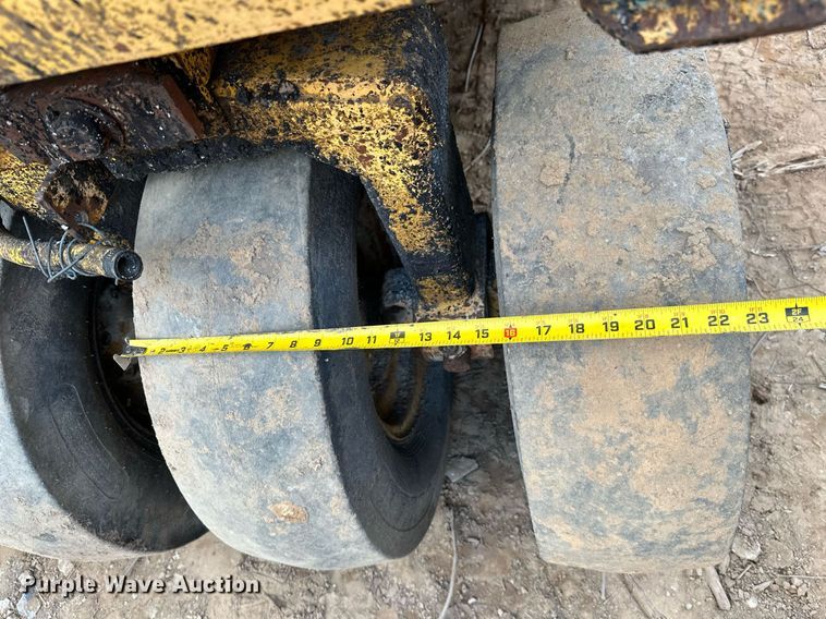 image for item OD9814 Bomag BW9R  pneumatic roller