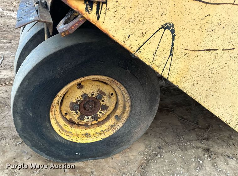 image for item OD9814 Bomag BW9R  pneumatic roller