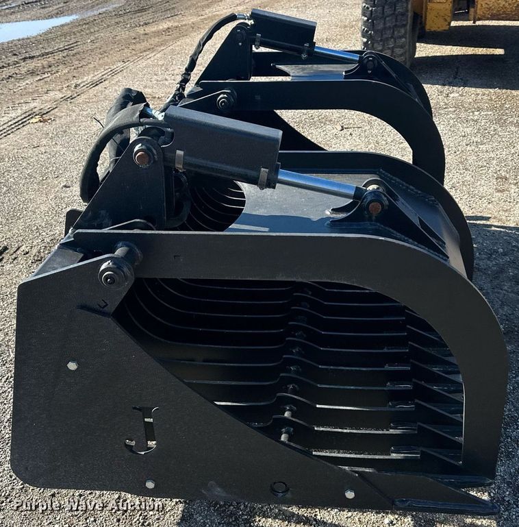 Jenkins skid steer rock grapple bucket in Lawrence, KS Item OF9144