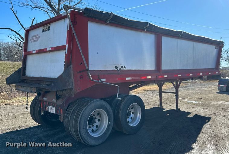 image for item OF9160 2005 Hilbilt 2830HDXPA  end dump trailer
