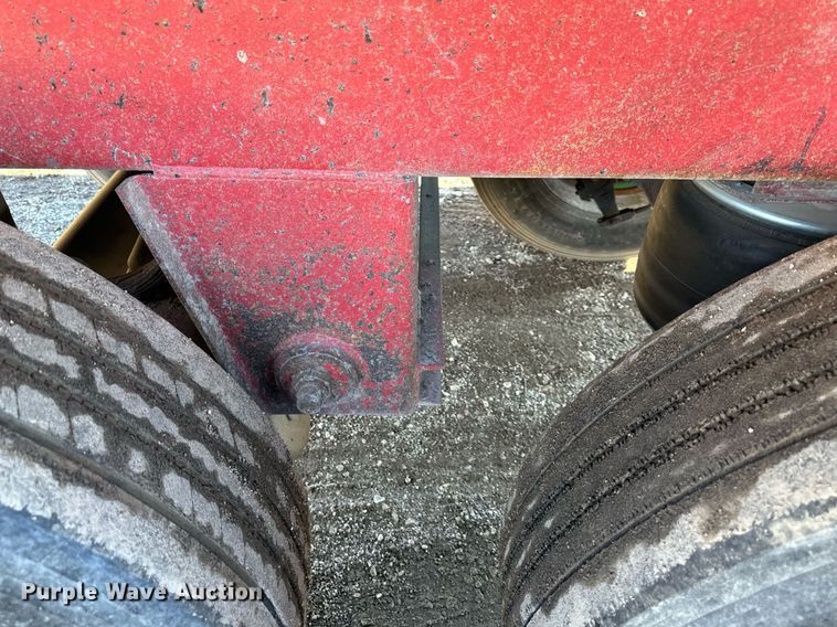 image for item OF9160 2005 Hilbilt 2830HDXPA  end dump trailer