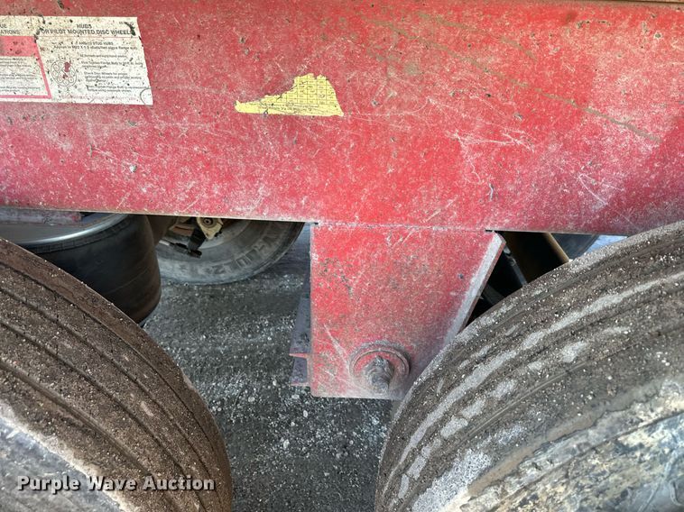 image for item OF9160 2005 Hilbilt 2830HDXPA  end dump trailer