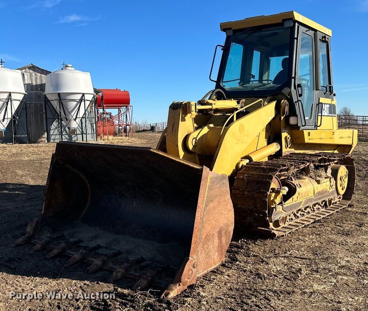 image for item OF9163 2005 Caterpillar 953C  track loader