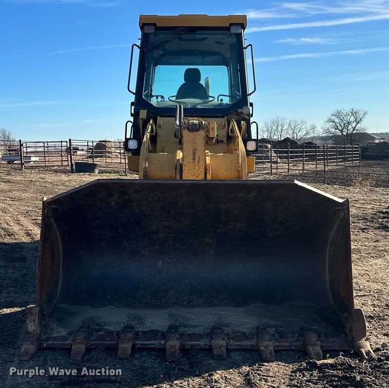 image for item OF9163 2005 Caterpillar 953C  track loader