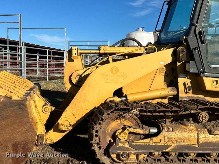 image for item OF9163 2005 Caterpillar 953C  track loader