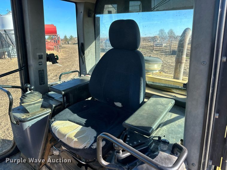 image for item OF9163 2005 Caterpillar 953C  track loader